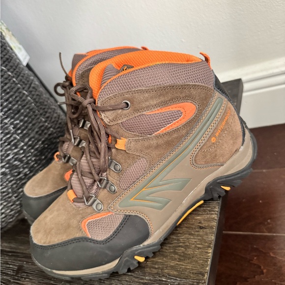 Hi-Tech NEPAL JR  hiking/snow boots waterproof kids/ youth size 7 - Picture 4 of 6